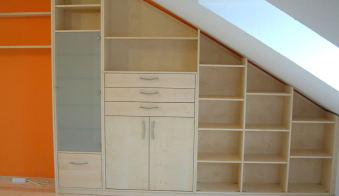 Wandschrank, Begehbarer Kleiderschrank, Stauraum schaffen, Nischenmöbel